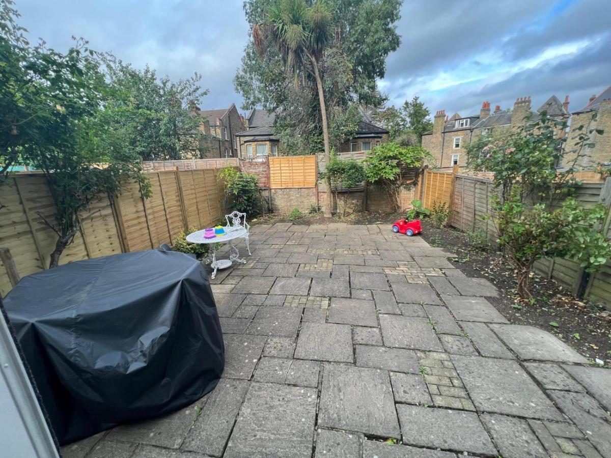 Grand Tulse Hill Villa London Exteriör bild